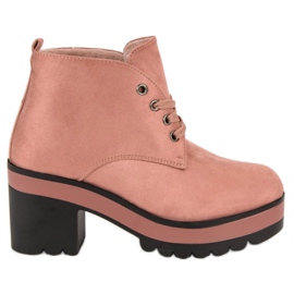 Leichte Stiefel mit hohen Absätzen rosa
