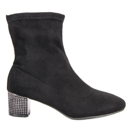 Kylie Schwarze Slip-On-Stiefel