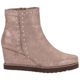 Kylie Beige Stiefel auf einem Keil