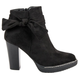 Cm Paris Chelsea-Boots aus Wildleder mit Schleife schwarz