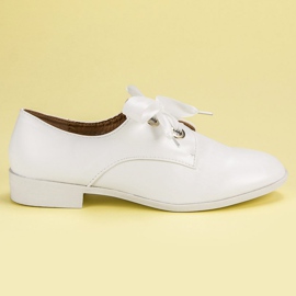 Tina&Co Gebundene Brogues weiß