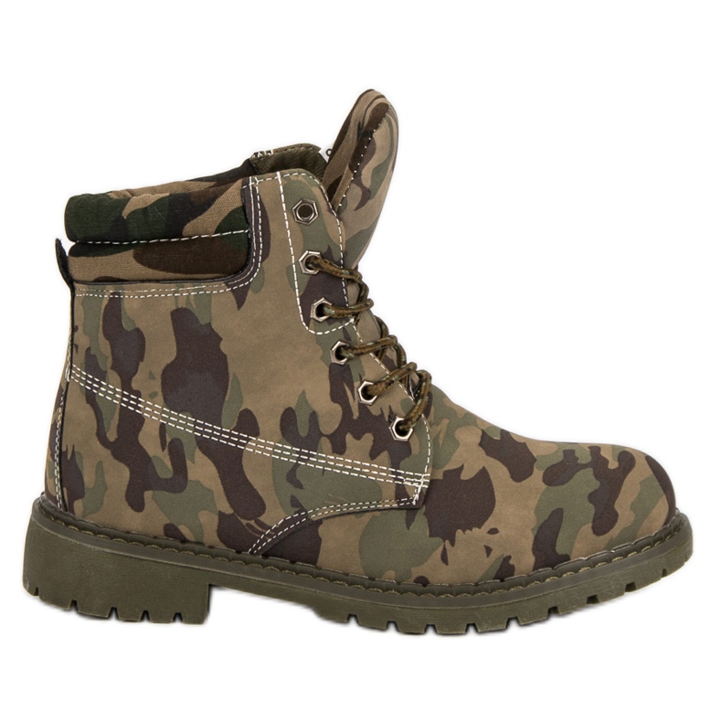 Queentina Moro-Trapper grün