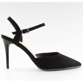 Sandalen auf einer schwarzen Ferse J1126-1 Black