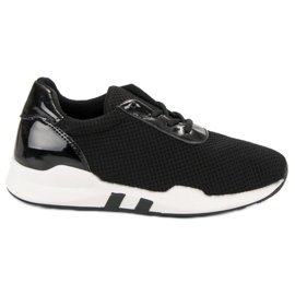 Modische Sportschuhe schwarz