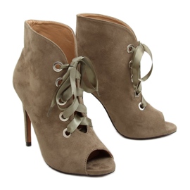 Grüne Schuhe mit offenen Fingern 680-32 Grün