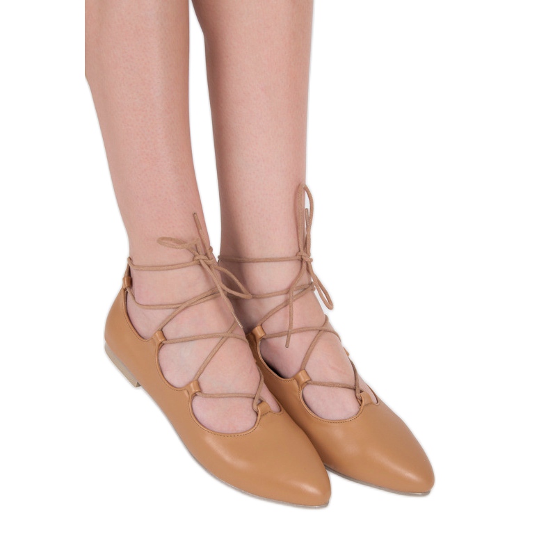 Vices Modische gebundene Ballerinas braun