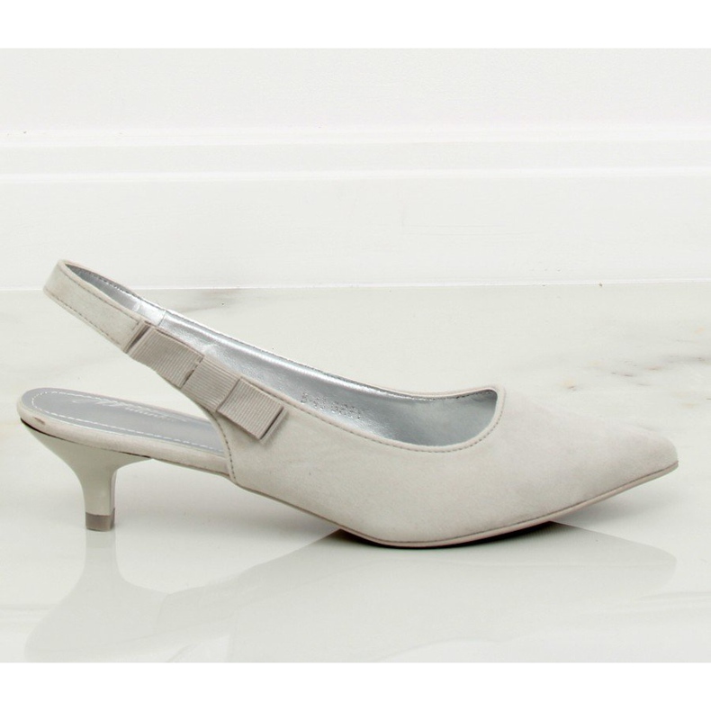 Pumps mit grauer Ferse B-43 Grau