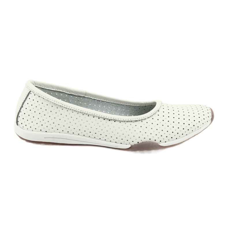 Weiße durchbrochene Ballerinas Filippo 089