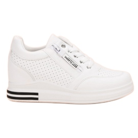 Modische weiße Turnschuhe