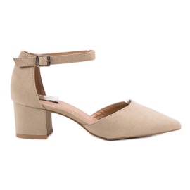 Beige Pumps in Spitz VICES
