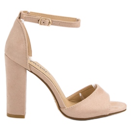 Seastar Wildledersandalen auf einer Bar rosa