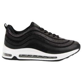 Modische Sportschuhe weiß