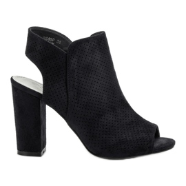 Seastar Schwarze geschlossene Sandalen