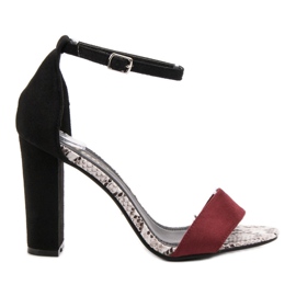 Danic Hochhackige Sandalen schwarz rot