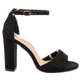 Seastar Wildledersandalen auf einer Bar schwarz