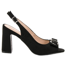 SHELOVET Sandalen an einer Bar schwarz