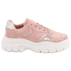 Modische rosa Turnschuhe