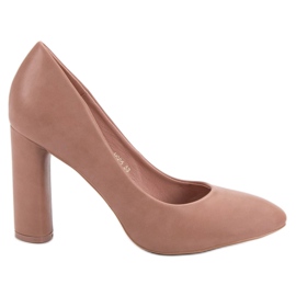 Small Swan Pulverpumpen auf einer Säule rosa