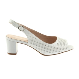 Sandalen am Pfosten von Sergio Leone 794 Silber grau