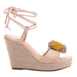 Seastar Gebundene Sandalen auf Keil beige