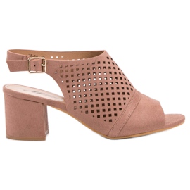 Lässige geschlossene Sandalen rosa