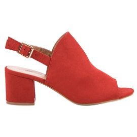 Geschlossene Sandalen aus Wildleder rot