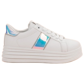 SHELOVET Weiße Schuhe auf der Plattform