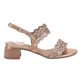 Kylie Stylische Sandalen mit hohen Absätzen golden