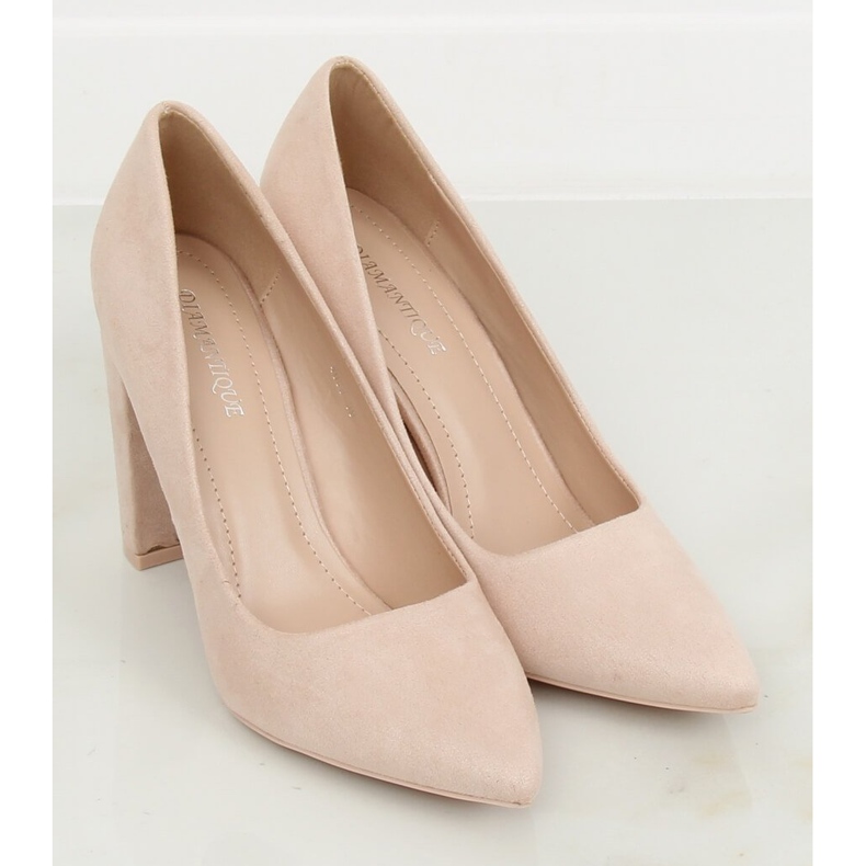 Pumps am beigen Pfosten 4008 Beige