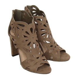 Grüne durchbrochene Stiefel AT-0657-L Grün mehrfarbig