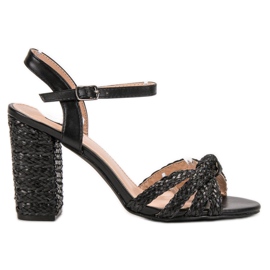 Geflochtene VICES Sandalen schwarz