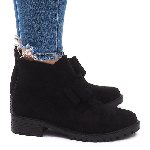 Wildlederstiefel AT-0625 Schwarz