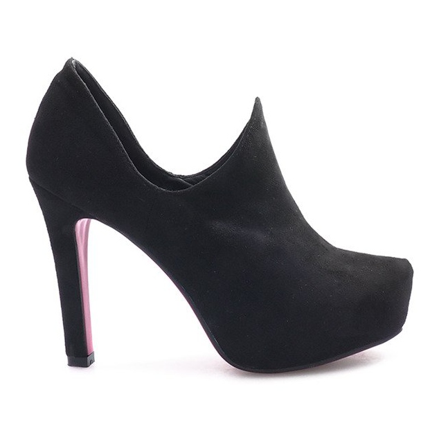 Schwarze Stiefeletten von Gisèle