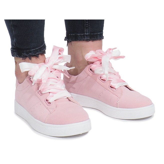 Rosa Sneaker mit Sabine-Schleifen