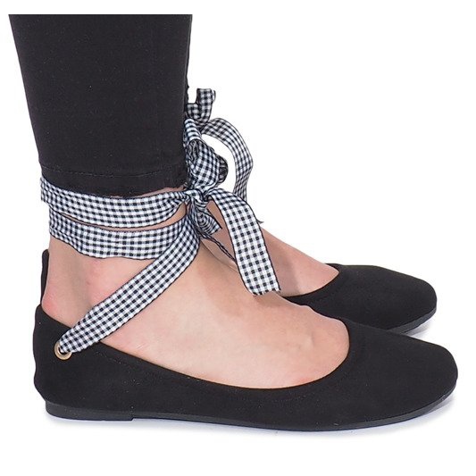 Schwarze Ballerinas mit Schleife von Acro