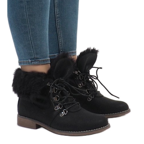 Schwarze, isolierte Fellstiefel B9816-KB