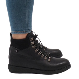 Schwarze isolierte Schnürstiefel 3971