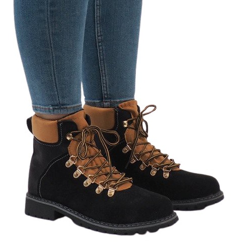 Schwarze Wildleder Damenstiefel BK-29