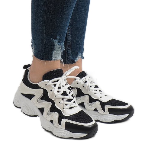 Schwarze modische Sportschuhe KB-153
