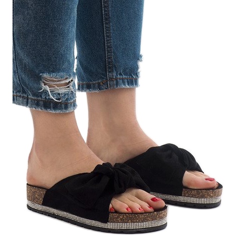 Schwarze Hausschuhe mit Schleife N-33