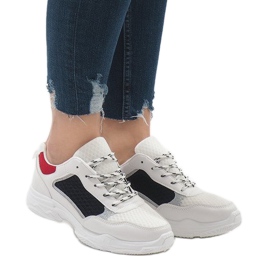 Bunte modische Sportschuhe YM-31 Schwarz weiß rot