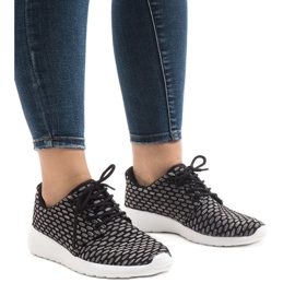 Schwarze Sportschuhe 619