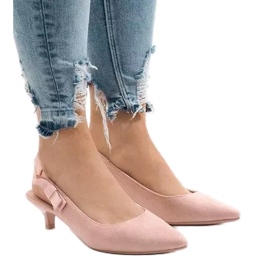 Pinke Pumps auf einem B-43-Absatz rosa