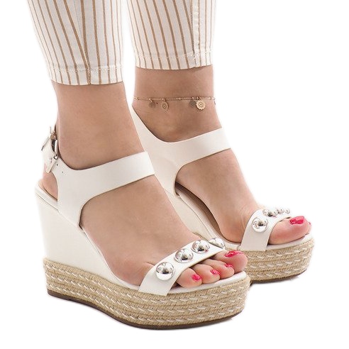 Weiß lackierte Keilsandalen 17060-74