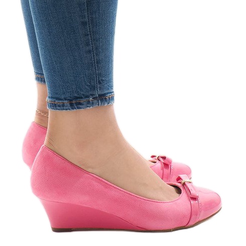 Keilpumps aus Wildleder in Rosa 50987