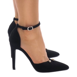 Schwarze Pumps auf einem Stift M1L3223-13