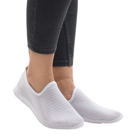 Weiße Sportschuhe 909-17