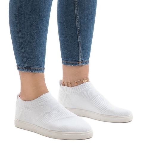 Weiße BA77 Sportschuhe