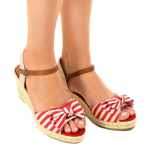 Rote Keilsandalen mit Schleife W032