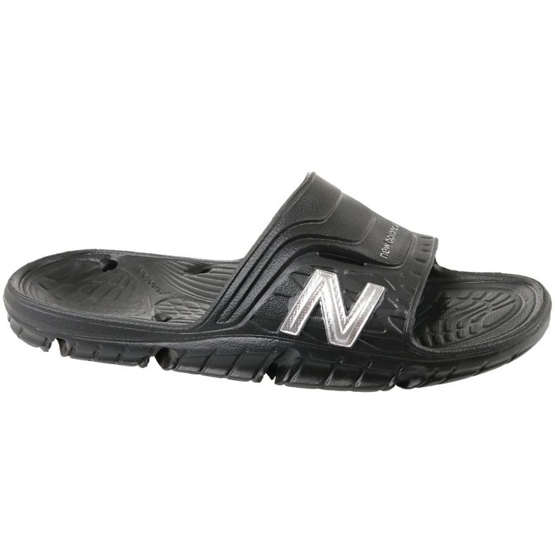 New Balance M SD104BS schwarz